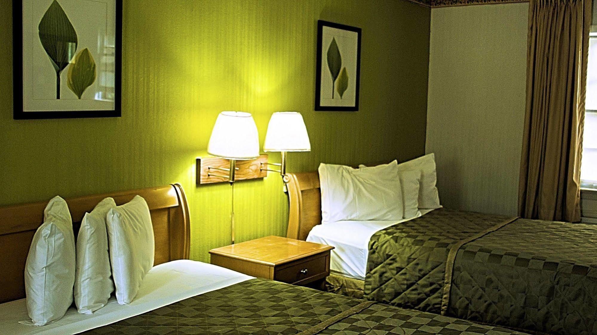 Twi-Lite Inn 皇家前线 外观 照片